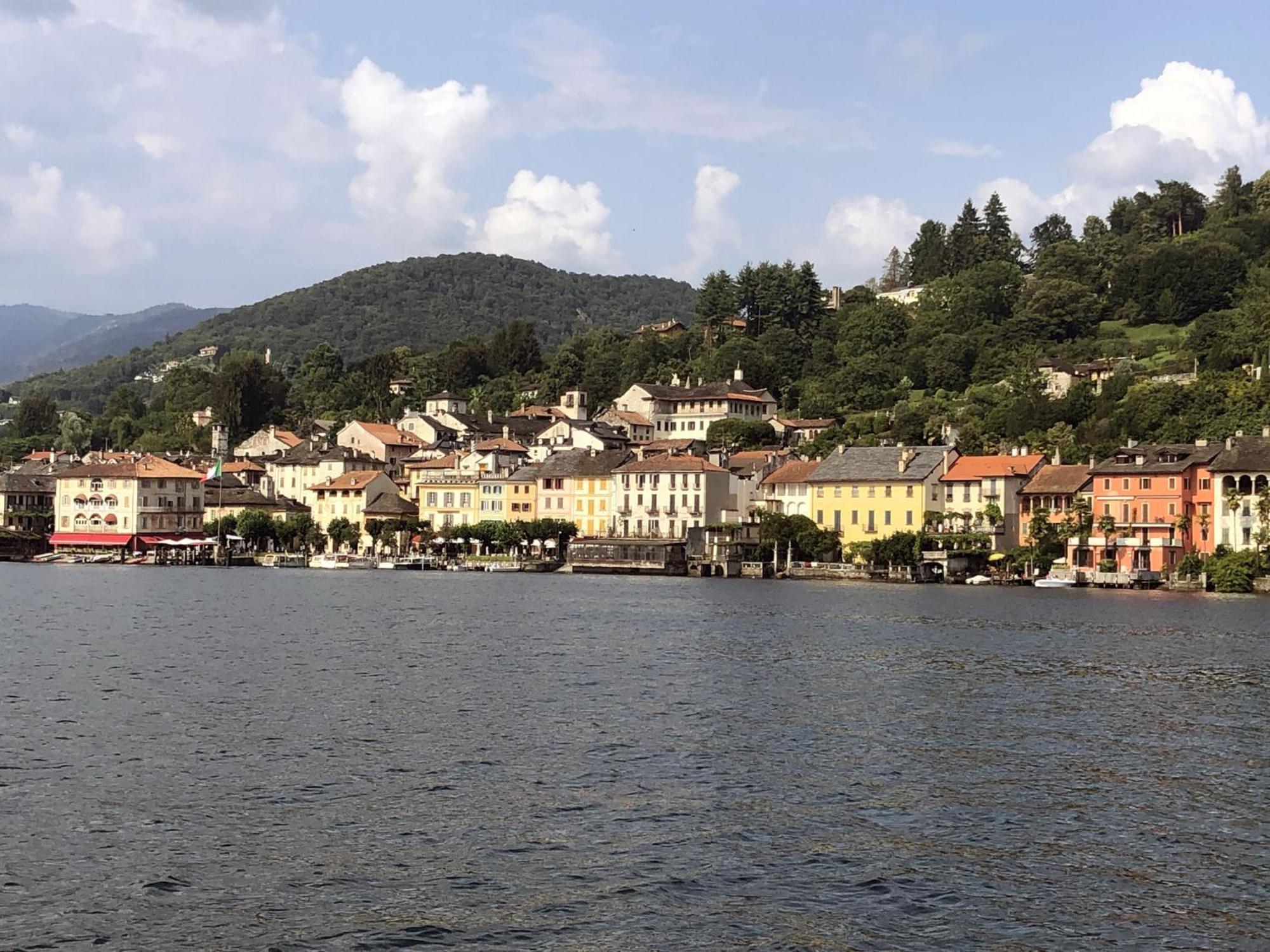 Appartamento Vacanze Al Lago Orta San Giulio Luaran gambar