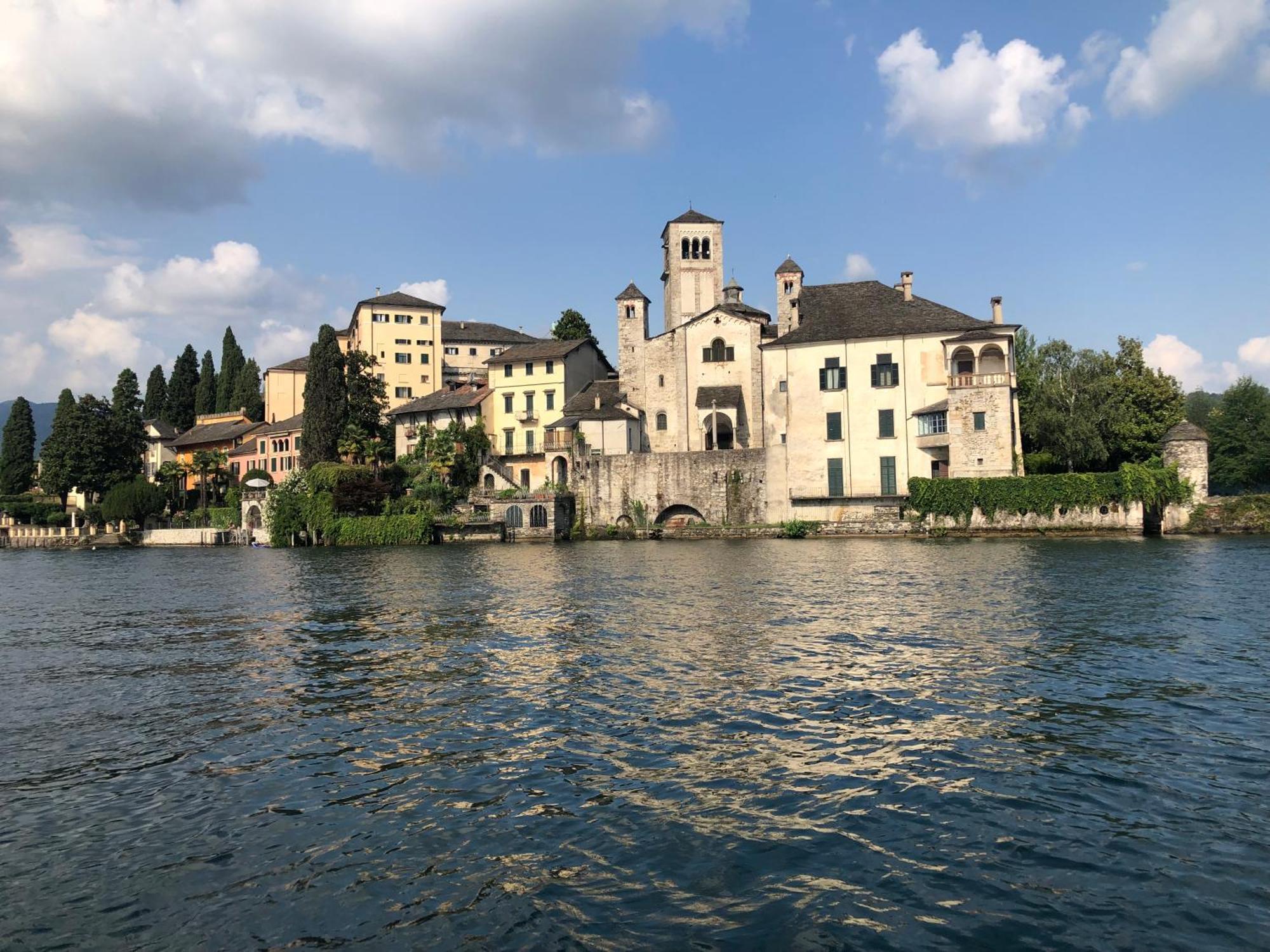 Appartamento Vacanze Al Lago Orta San Giulio Luaran gambar